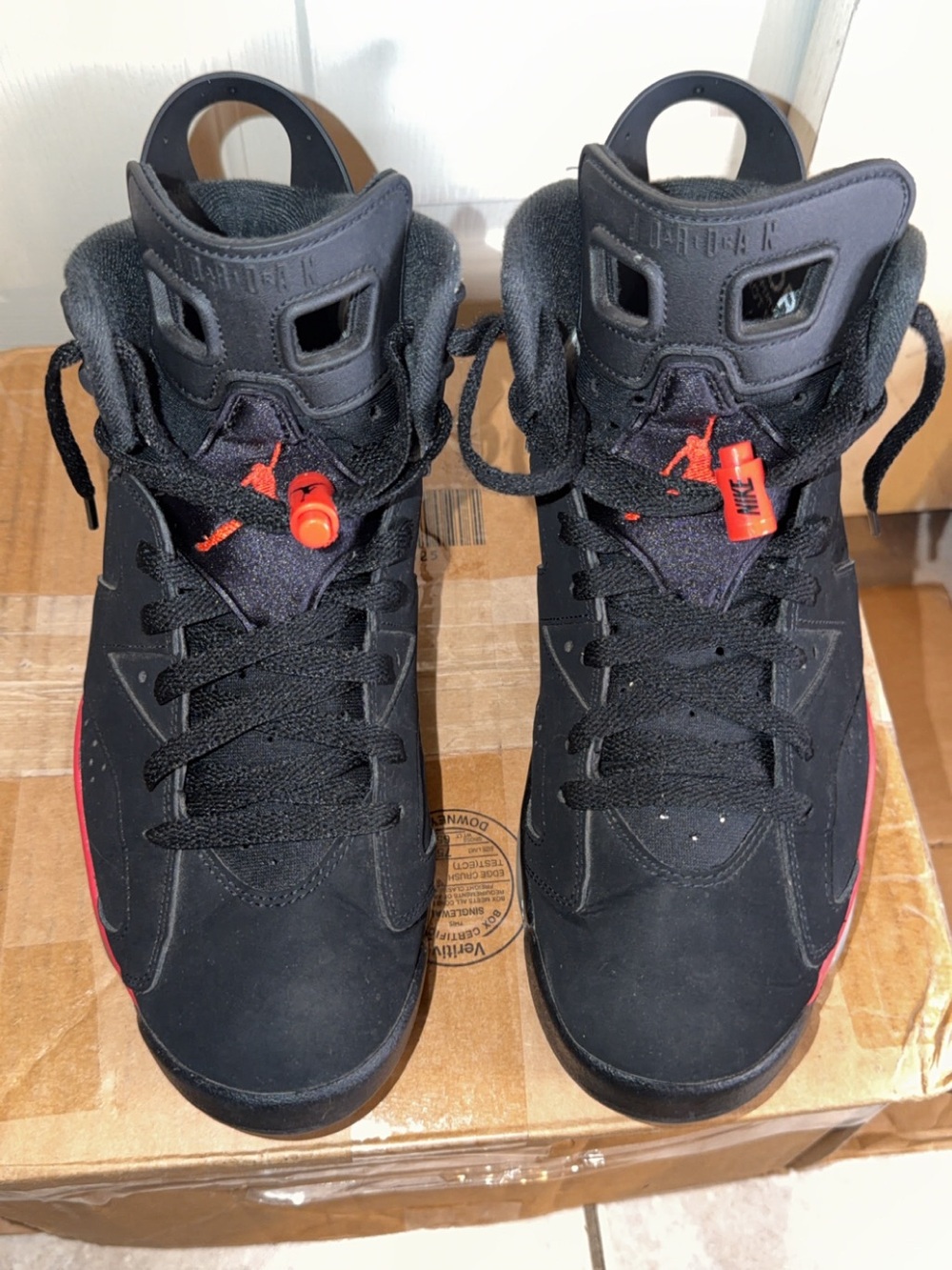 Air Jordan 6 Retro "Infrared Salesman" Size 8.5